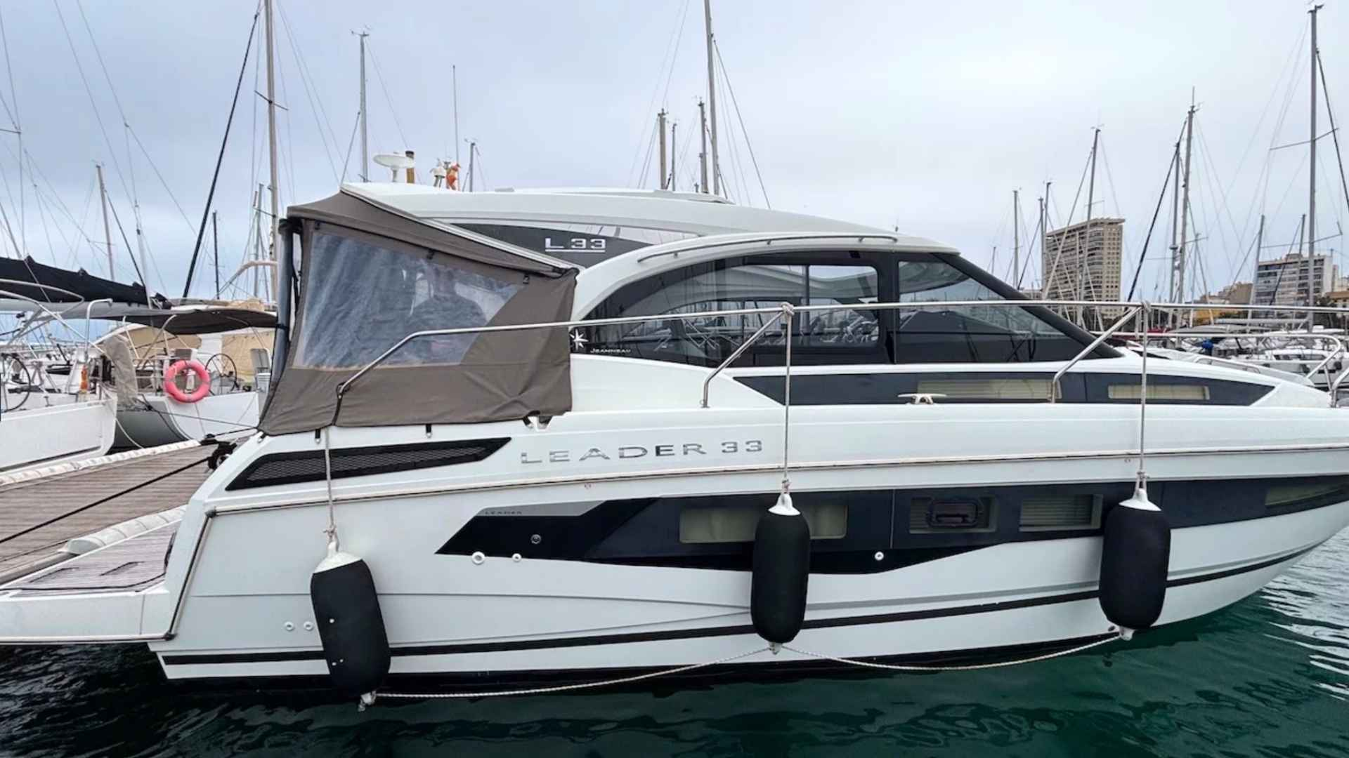 Jeanneau Leader 33 for sale 2021