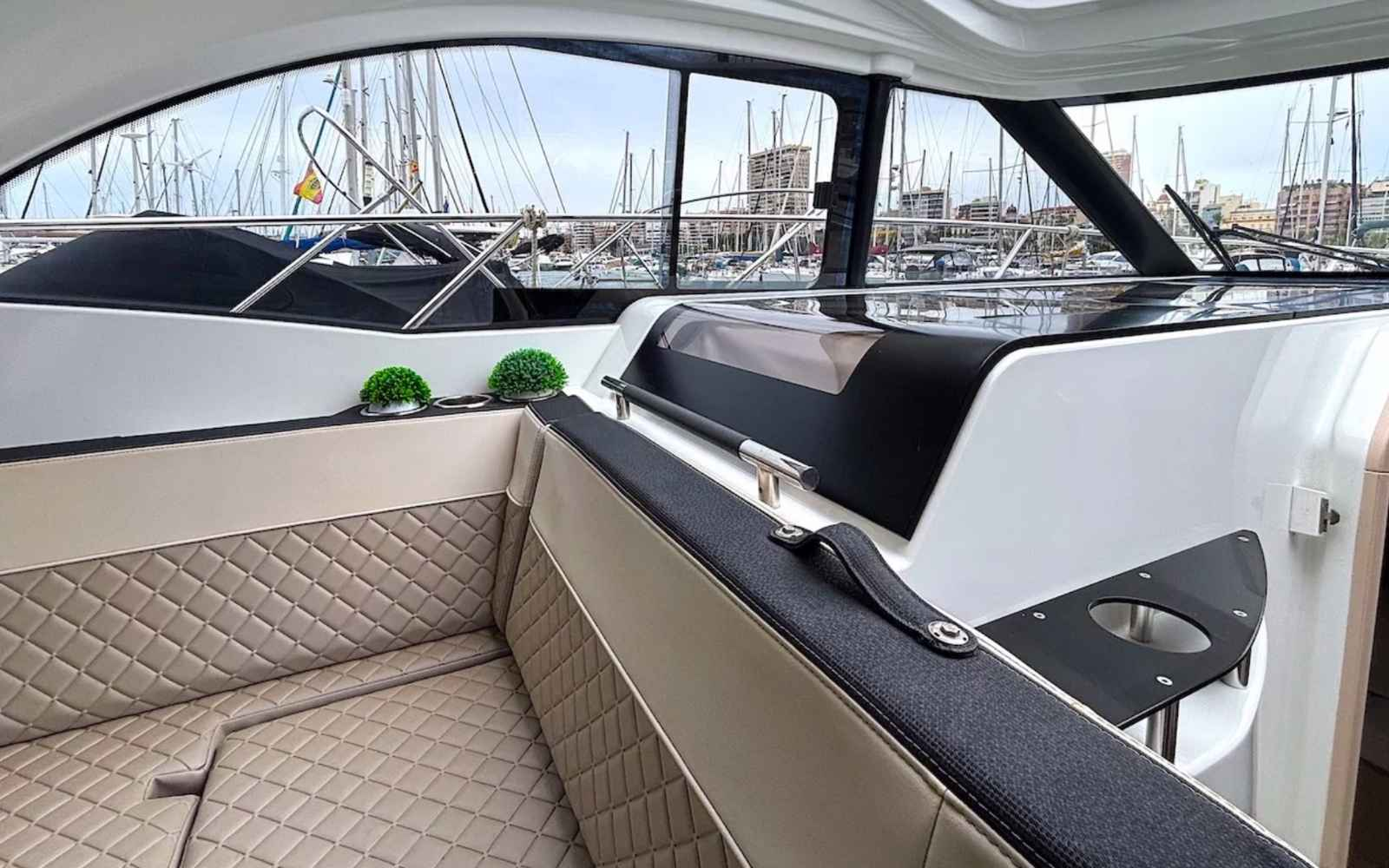 Jeanneau Leader 33 for sale 2021