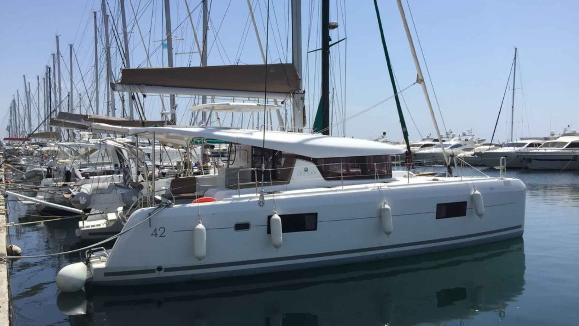 Lagoon Lagoon 42 for sale 2017 for sale in Athens