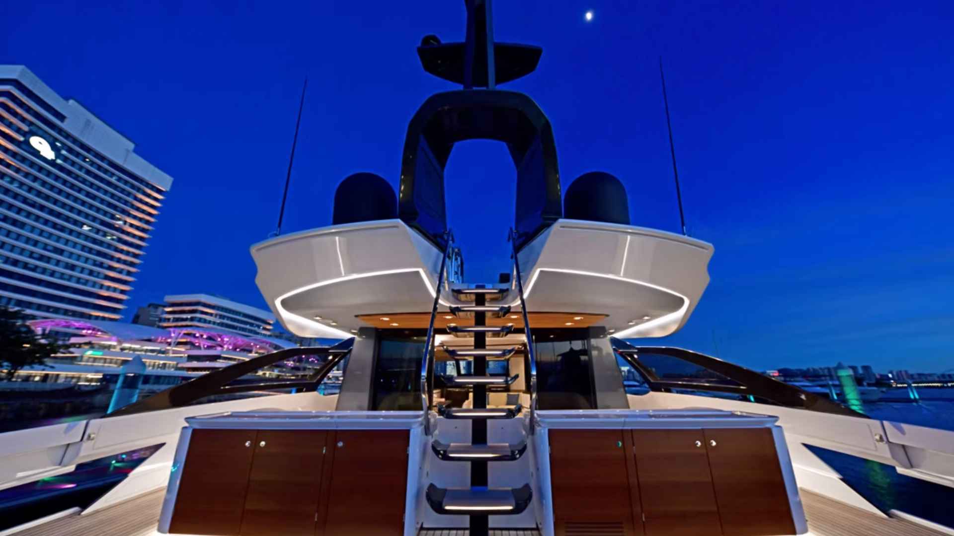 Azimut S10