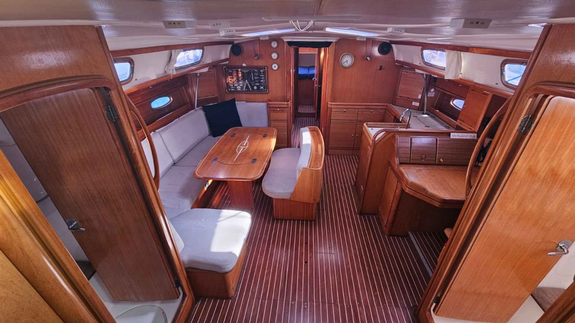 Bavaria Cruiser 50 for sale 2006