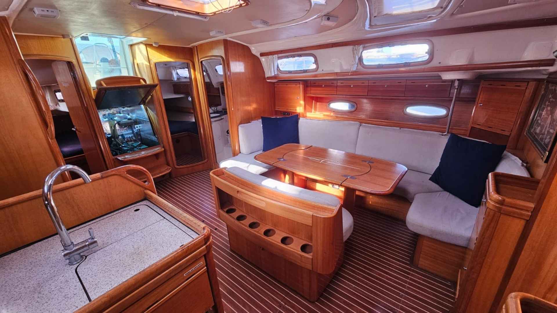 Bavaria Cruiser 50 for sale 2006