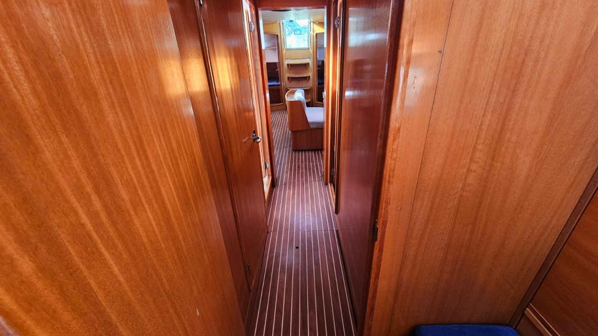 Bavaria Cruiser 50 for sale 2006