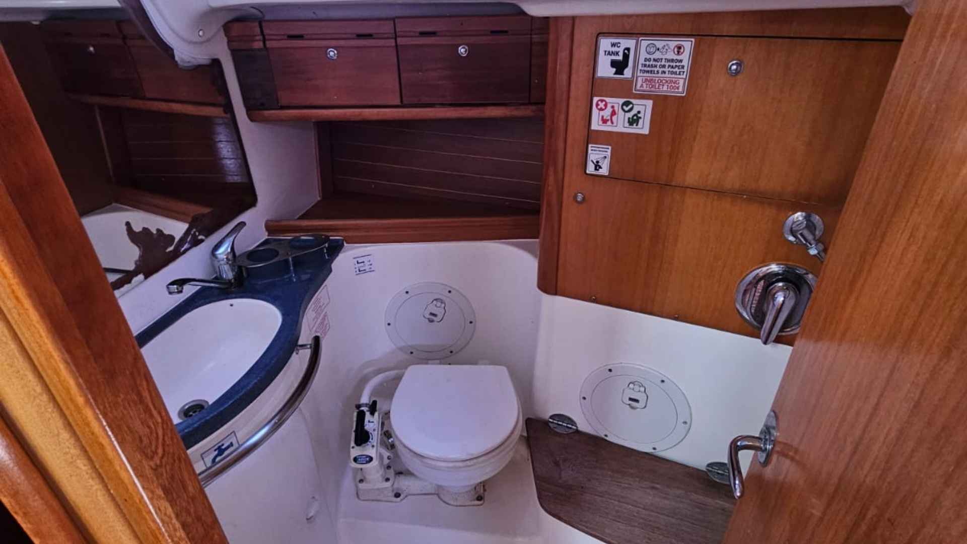 Bavaria Cruiser 50 for sale 2006