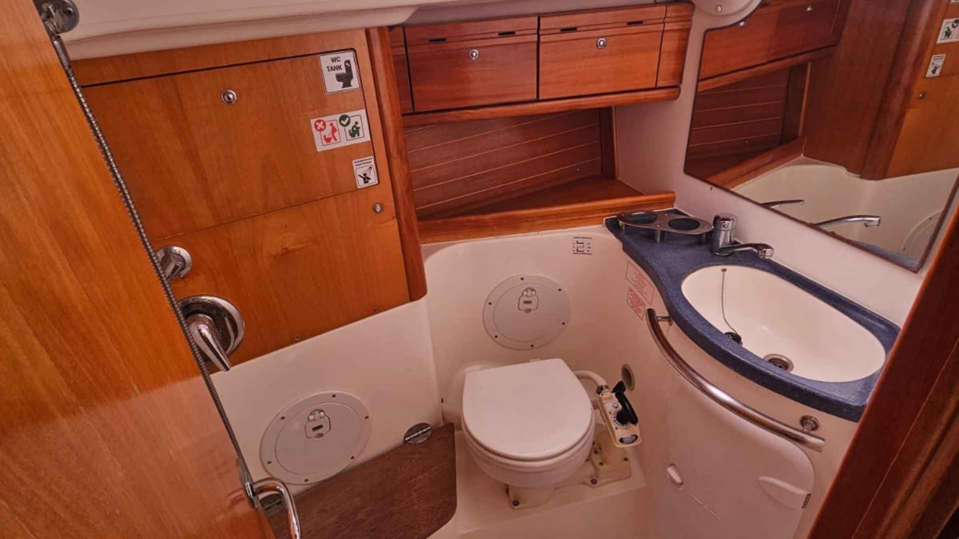 Bavaria Cruiser 50 for sale 2006