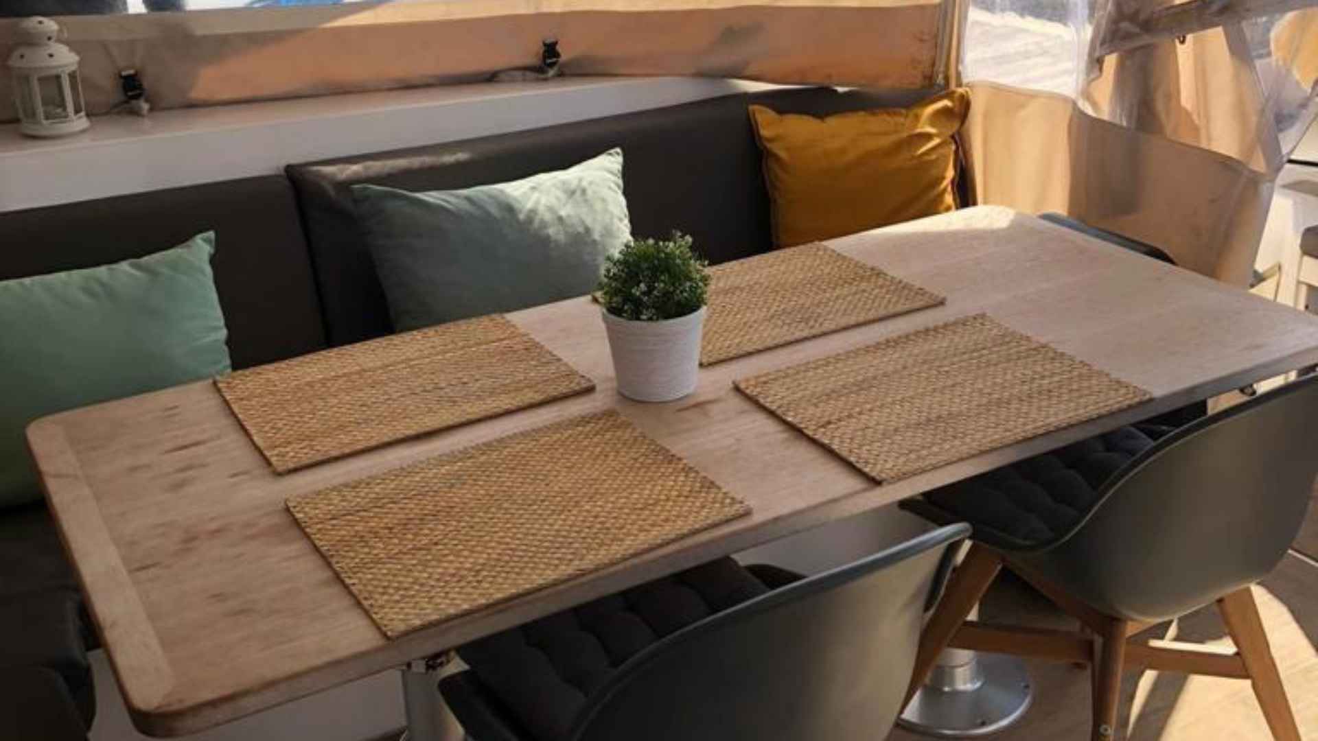 Bavaria Nautitech 46 Fly for sale 2017