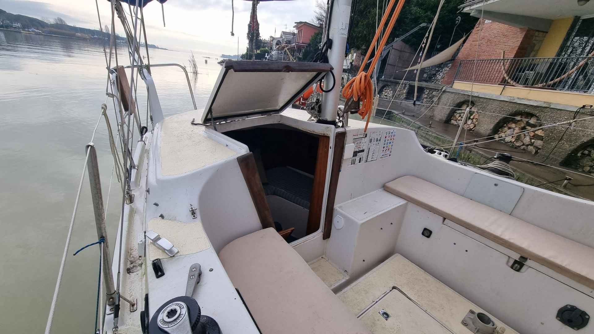 Vagabond 33 Ketch