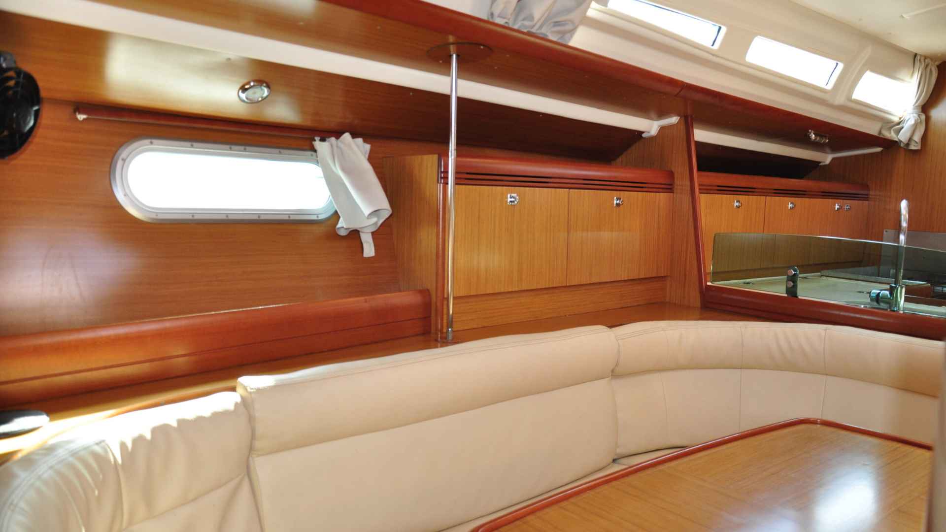 Jeanneau Sun Odyssey 42i